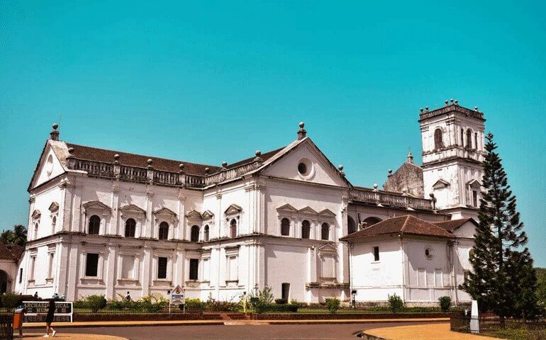 Se-Cathedra-Best-Places-to-Visit-in-South-Goa