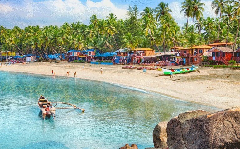 Palolem-Beach-Places-to-visit-in-South-Goa