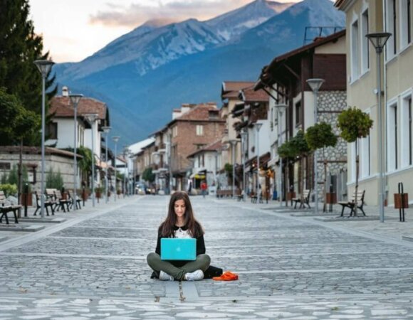 How to Become a Digital Nomad – Digital Nomad Guide 2024