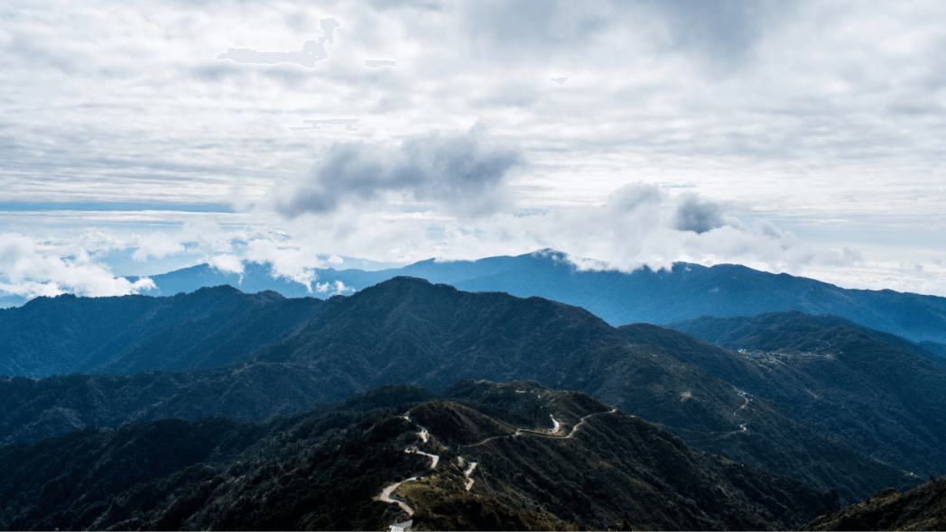 Sandakphu Trek Guide 2024: History, Highlights, Best Time And Itinerary ...