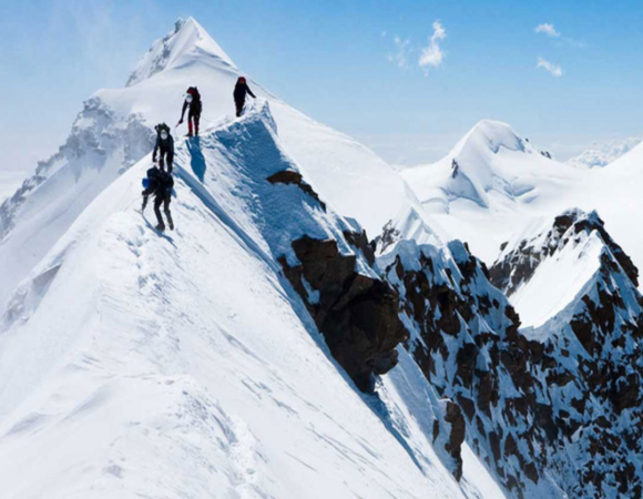 A Comprehensive Guide To Advanced Mountaineering Course | Scoutripper