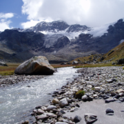 A Guide to Zero-Waste Trekking in the Himalayas-featured Image