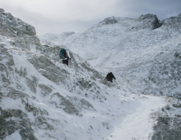 Nutrition Hacks for Cold Weather Trekking: A Comprehensive Guide