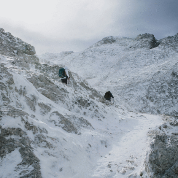 Nutrition Hacks for Cold Weather Trekking: A Comprehensive Guide