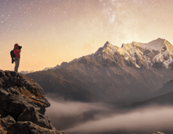 How to Pack Light for a Himalayan Trekking and Photography Trip?