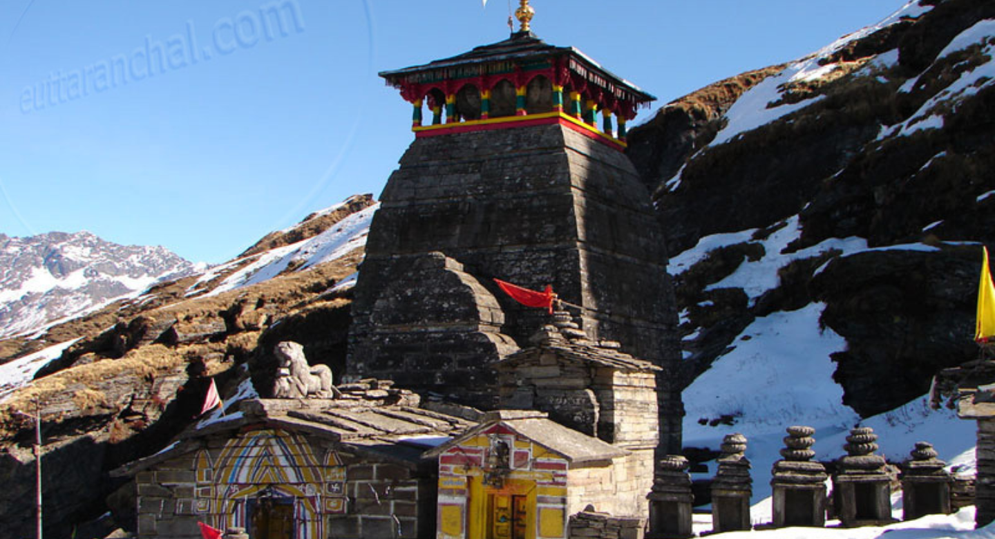 Drive from Baniya Kund to Chopta, Trek to Chandrashila Peak via Tungnath, and Return to Sari