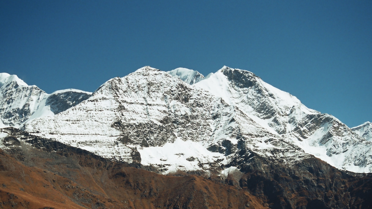 Trek from Patar Nachauni to Lohajung via Bedni & Wan