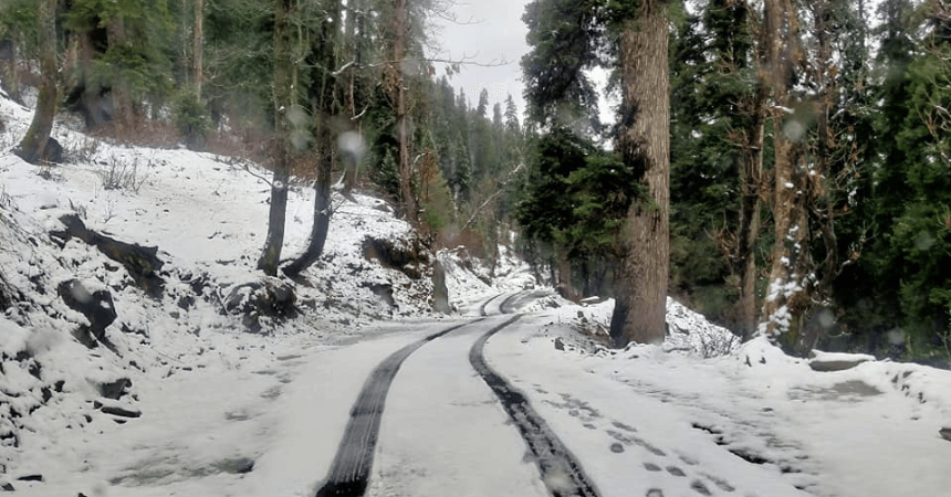 Sach Pass Trek Snow Road