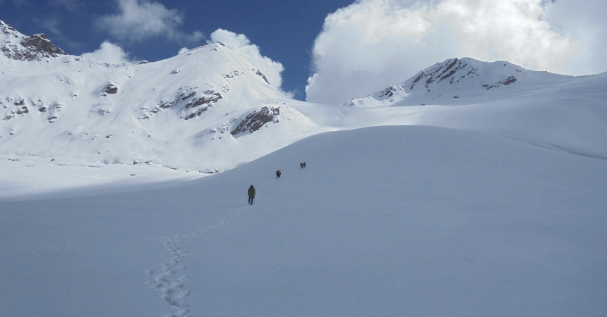 Mayali Pass Trek Snow Covered