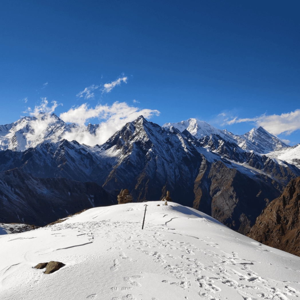 Mayali Pass Trek Guide 2022: History, Highlights, Best Time, How to Reach and Itinerary